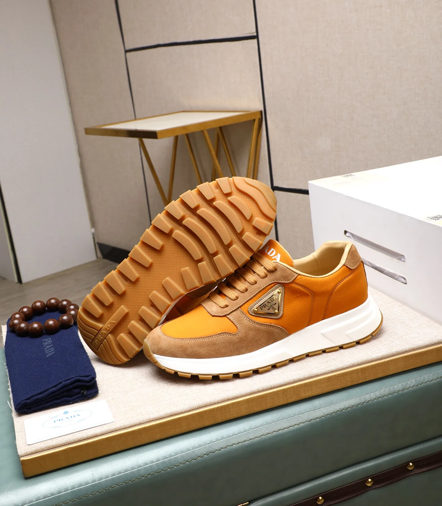 Men's shoes💰460🌹🌹[PRADA—Prada] latest model🙈original replica! 👟👟👟Available here. The workmanship is top-notch. The upper is made from Italy. 🇮🇹Imported first-layer cowhide. ❗️Breathable genuine leather lining @Suitable for travel. The original version has an enlarged engraved sole, making it suitable for all kinds of travels, showing low-key luxury. Let quality speak for itself. Color: Size: 38-44